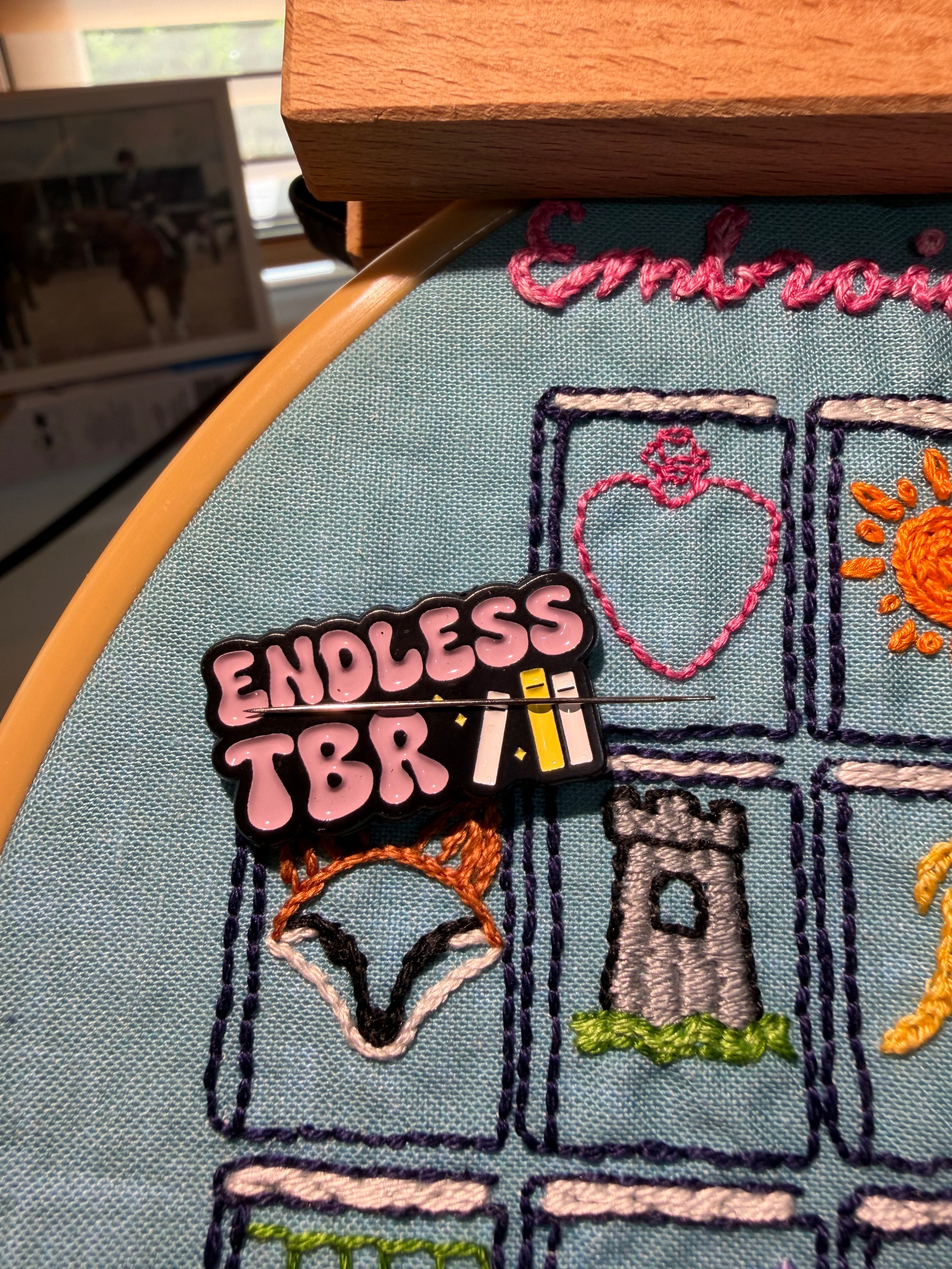 Bookish Needle Minders