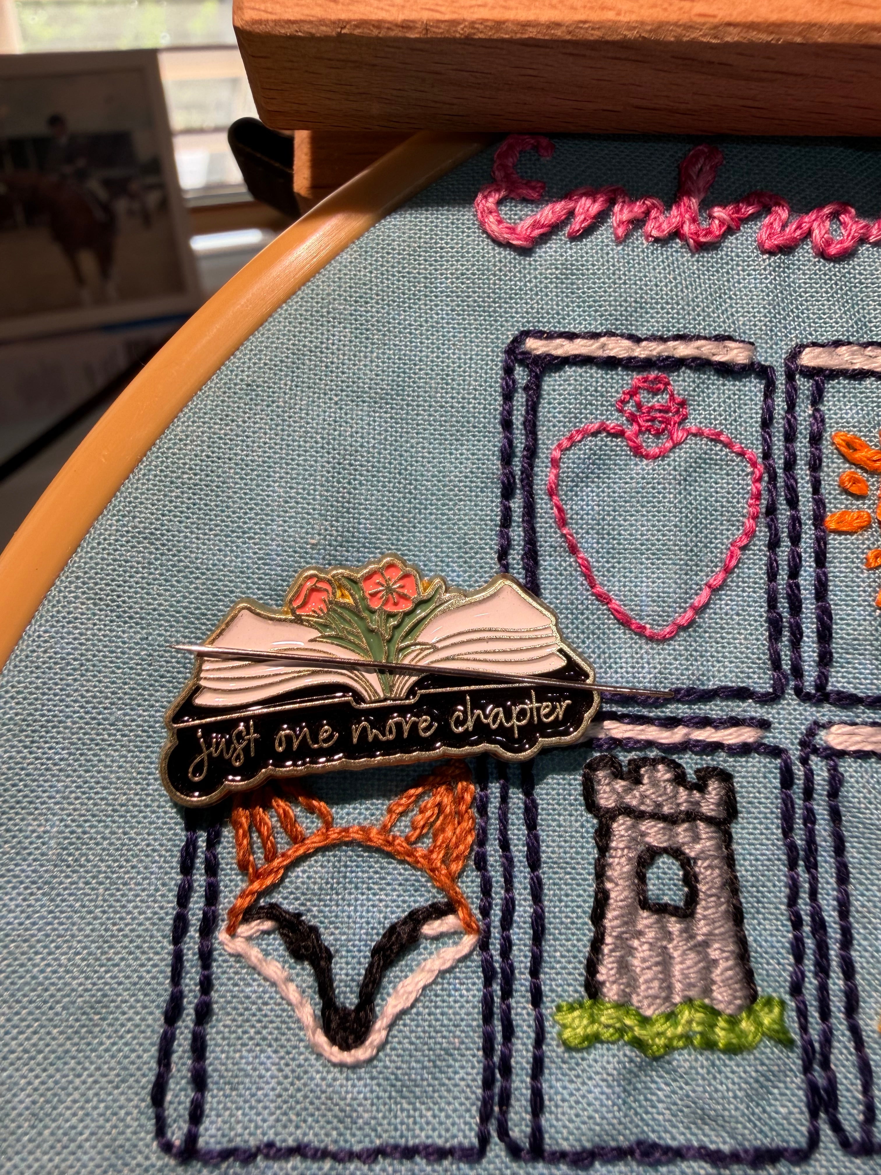 Bookish Needle Minders