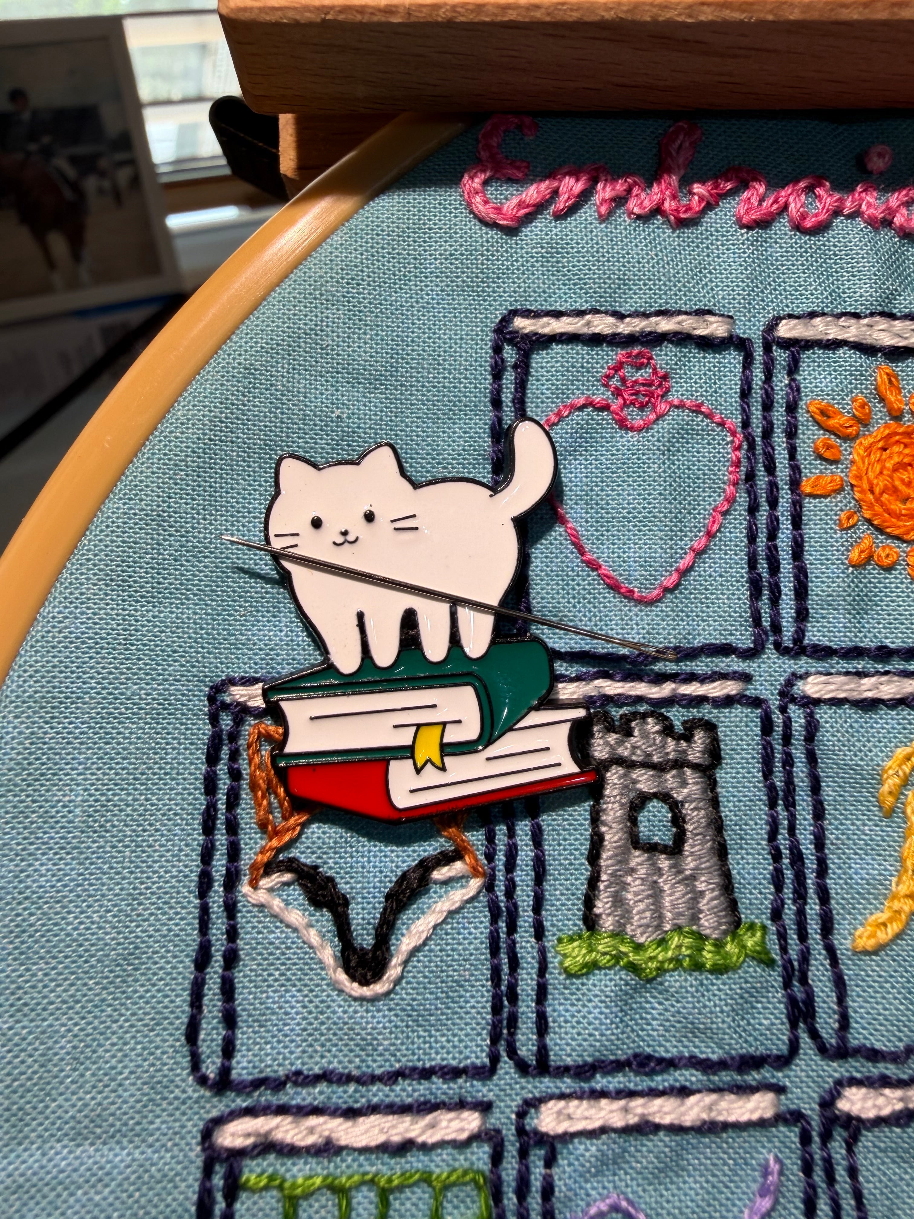 Bookish Needle Minders