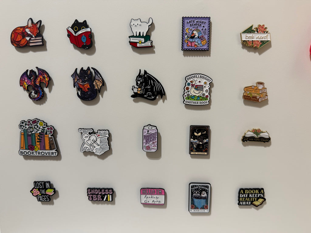 Bookish Needle Minders