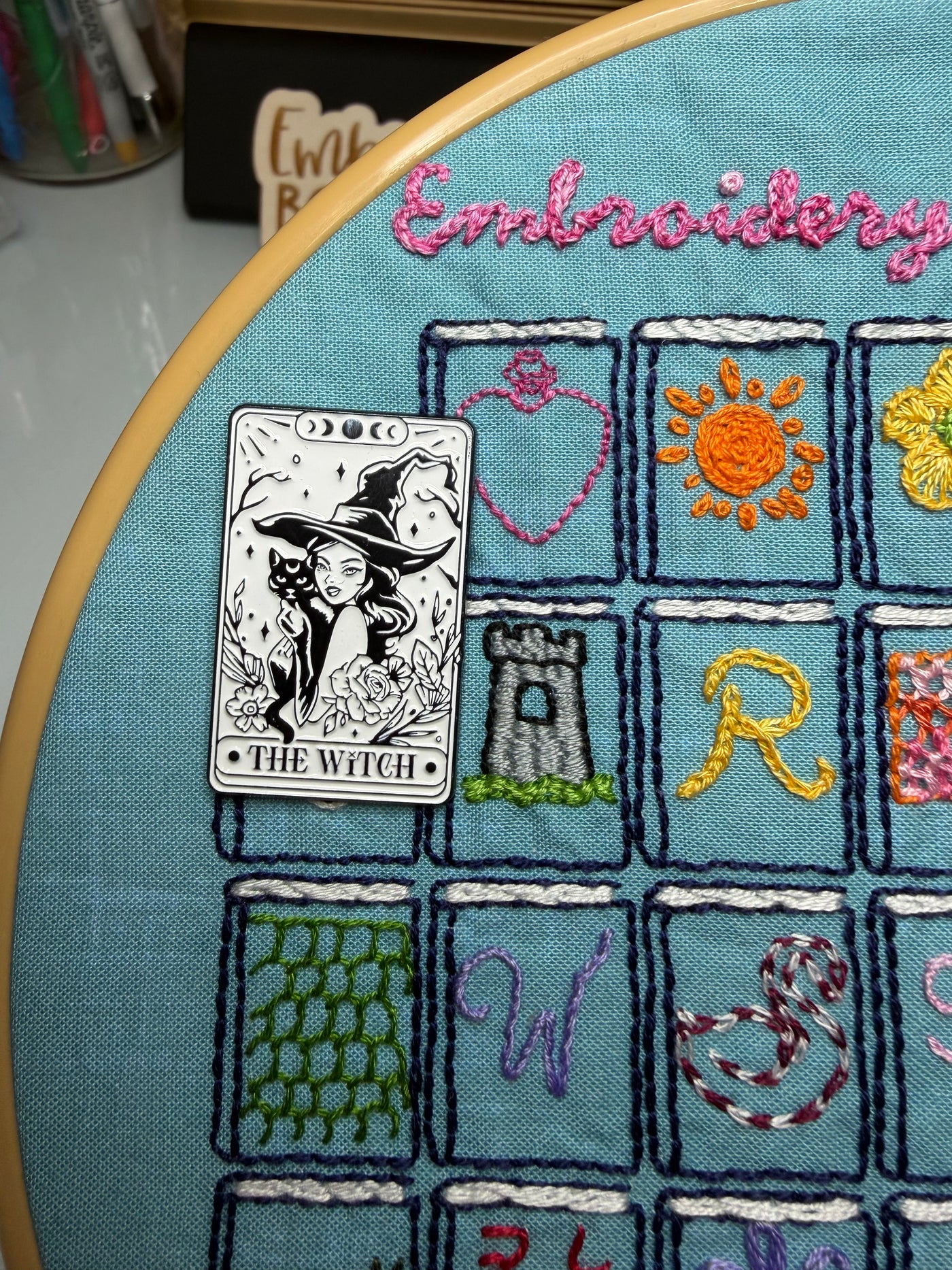 The Witch Tarot Needle Minder