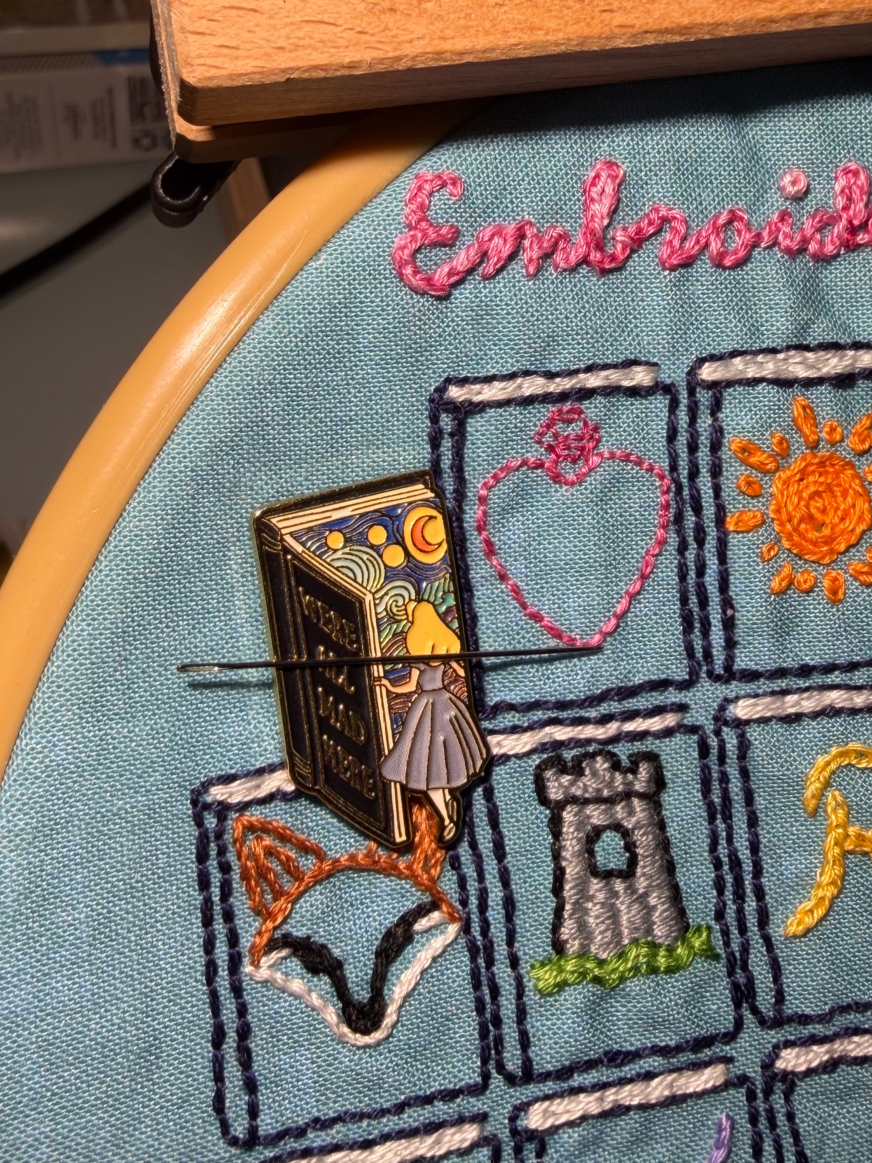 Bookish Needle Minders