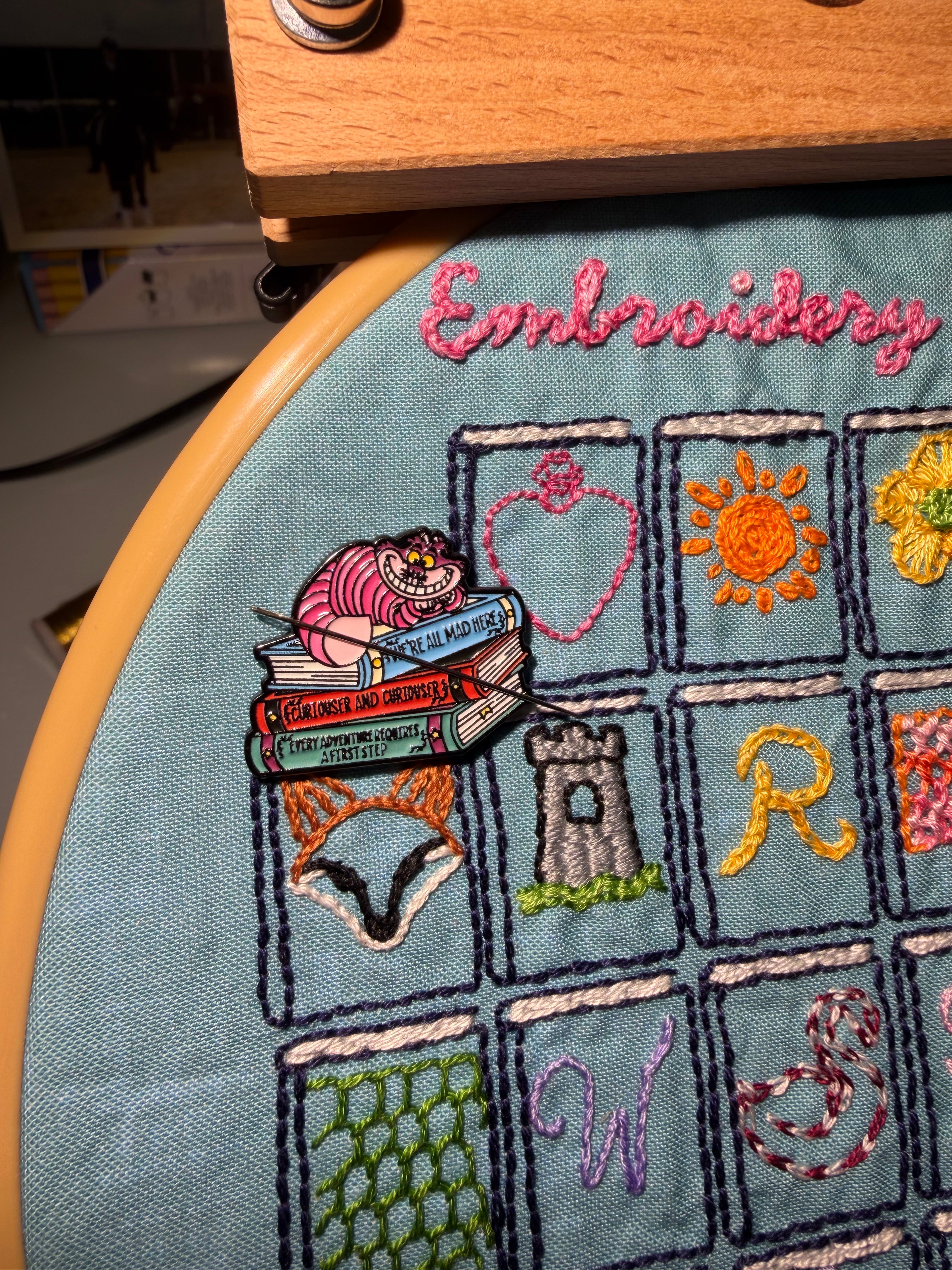 Bookish Needle Minders