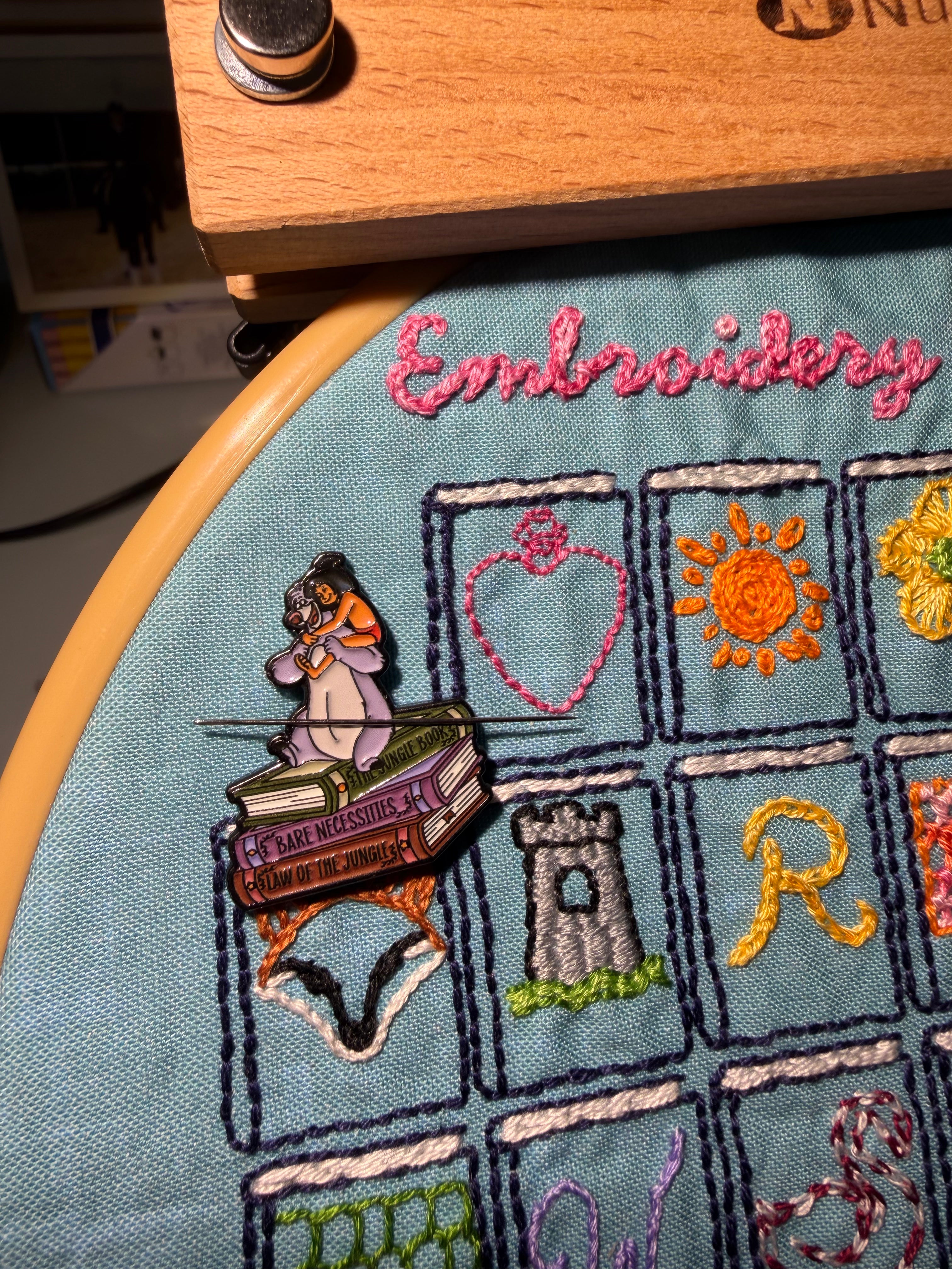 Bookish Needle Minders